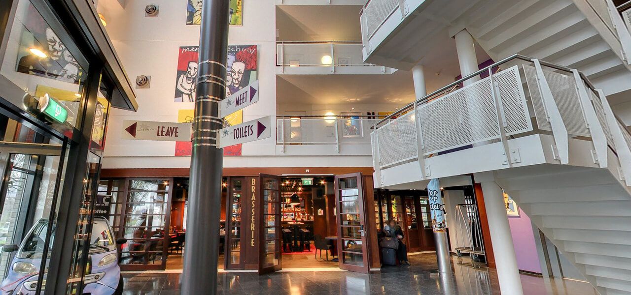 360º foto Entree + lobby Art Hotel Amsterdam