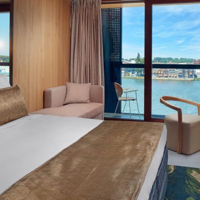 Riverview Superior room - Hotel Jakarta Amsterdam